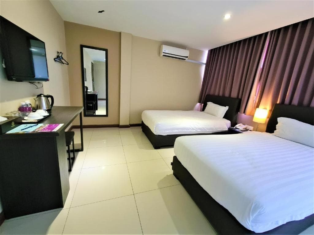 Merdeka Hotel - photo 25