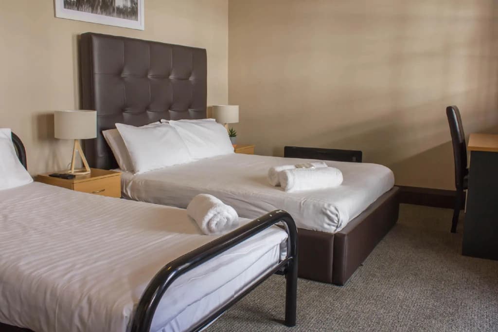 Campsie Hotel - photo 3