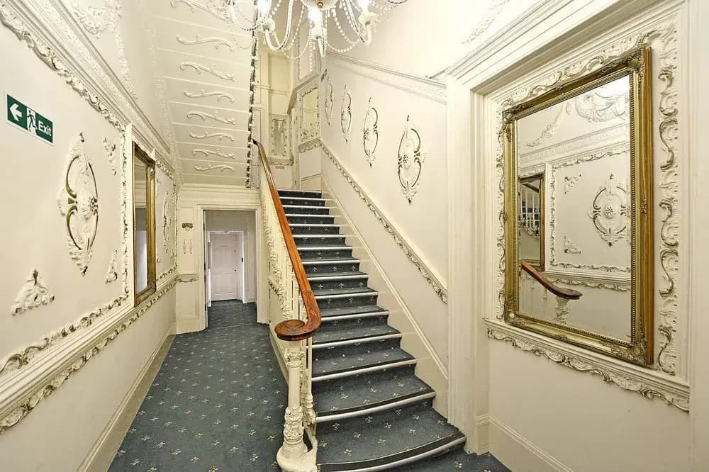 Leinster Garden Studios - photo 11