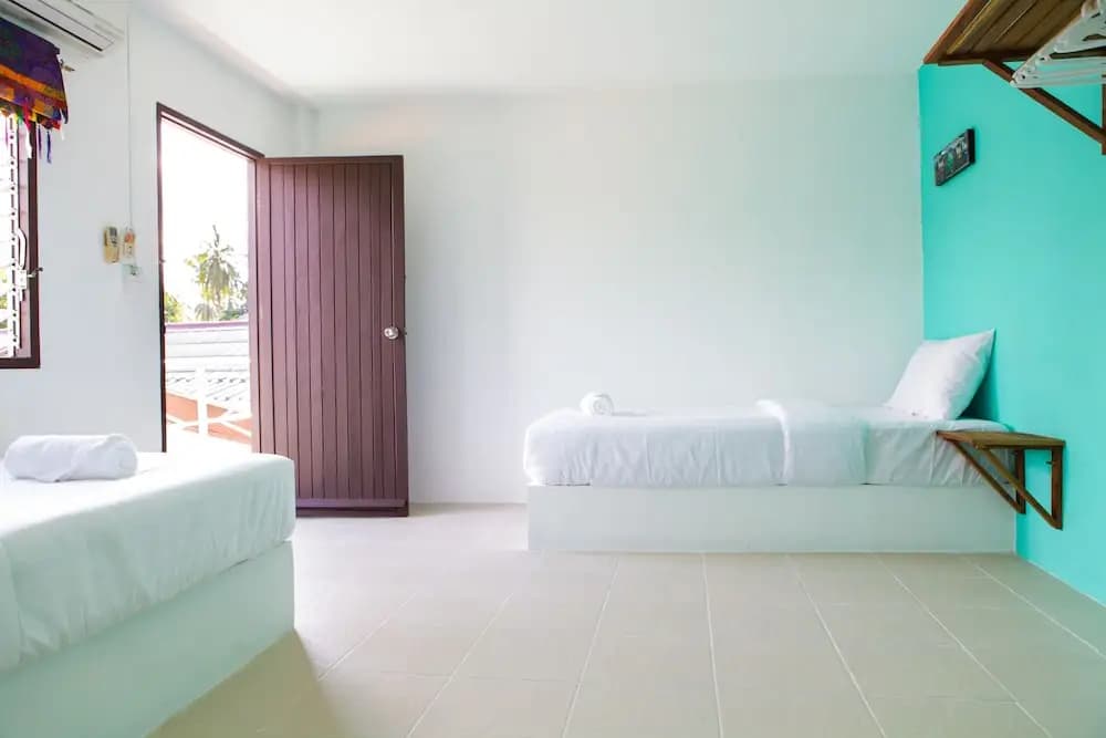 Castaway Guesthouse Hostel and Bar - photo 5