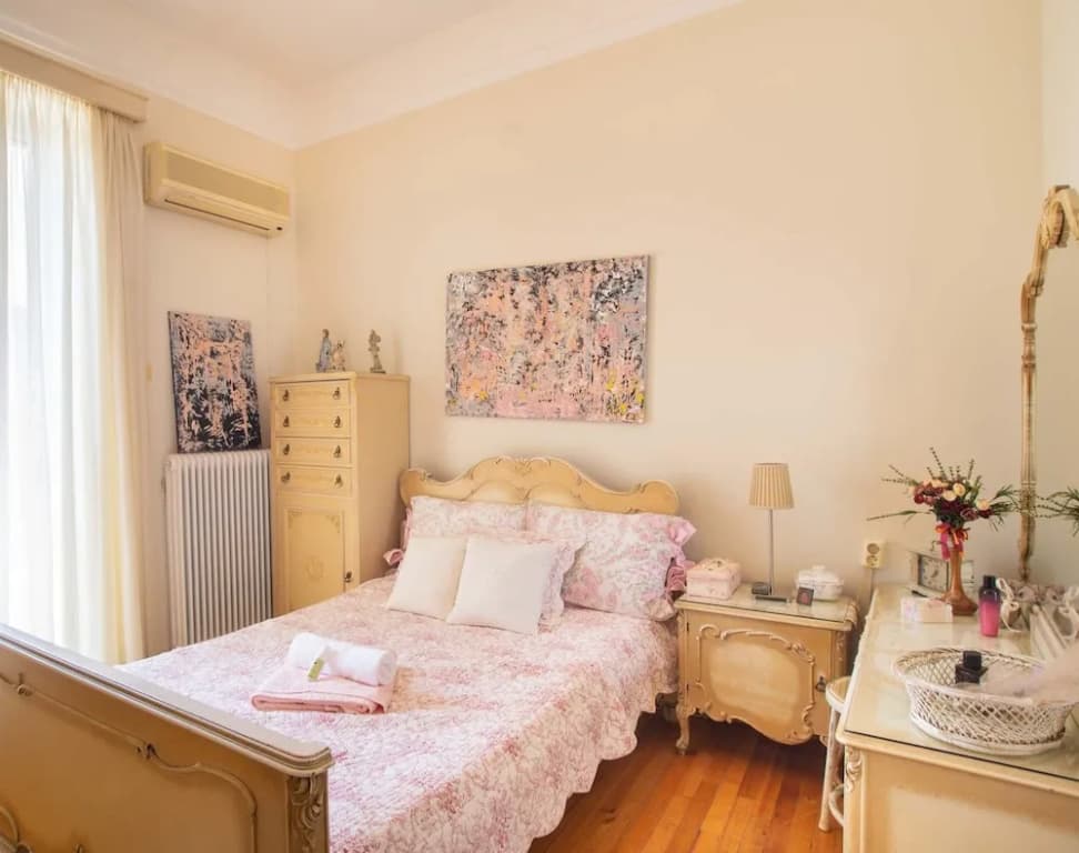 Classic Central Athinian Apartment - photo 3