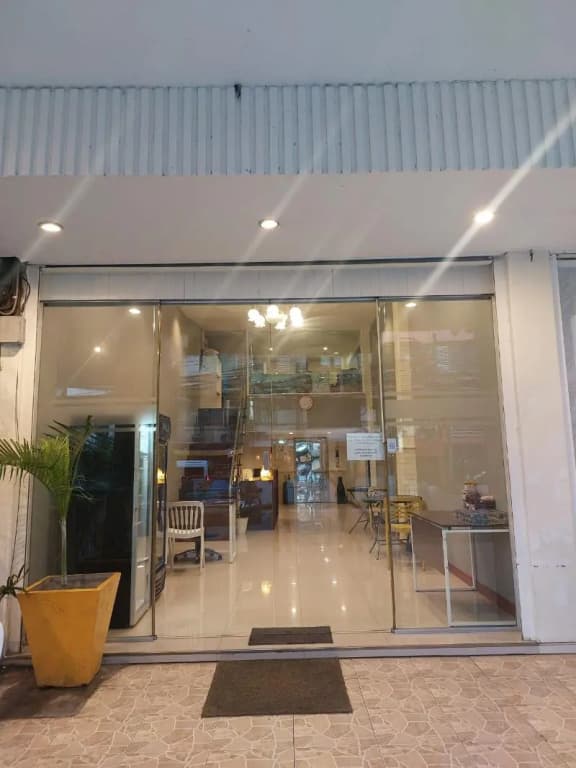 V Check Inn Sukhumvit 22 - photo 25