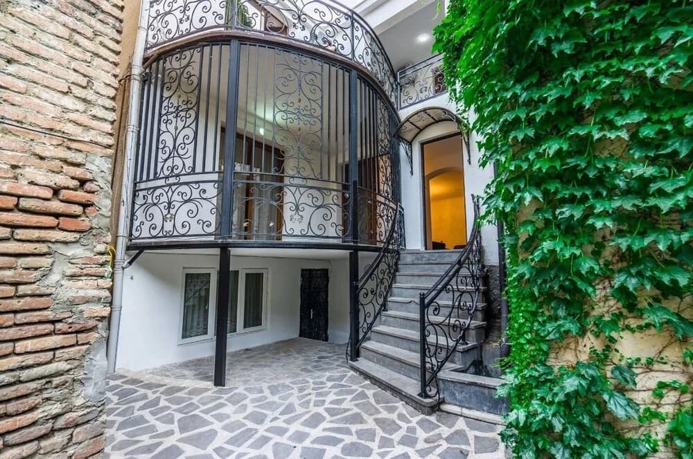 Babilinastan - main photo
