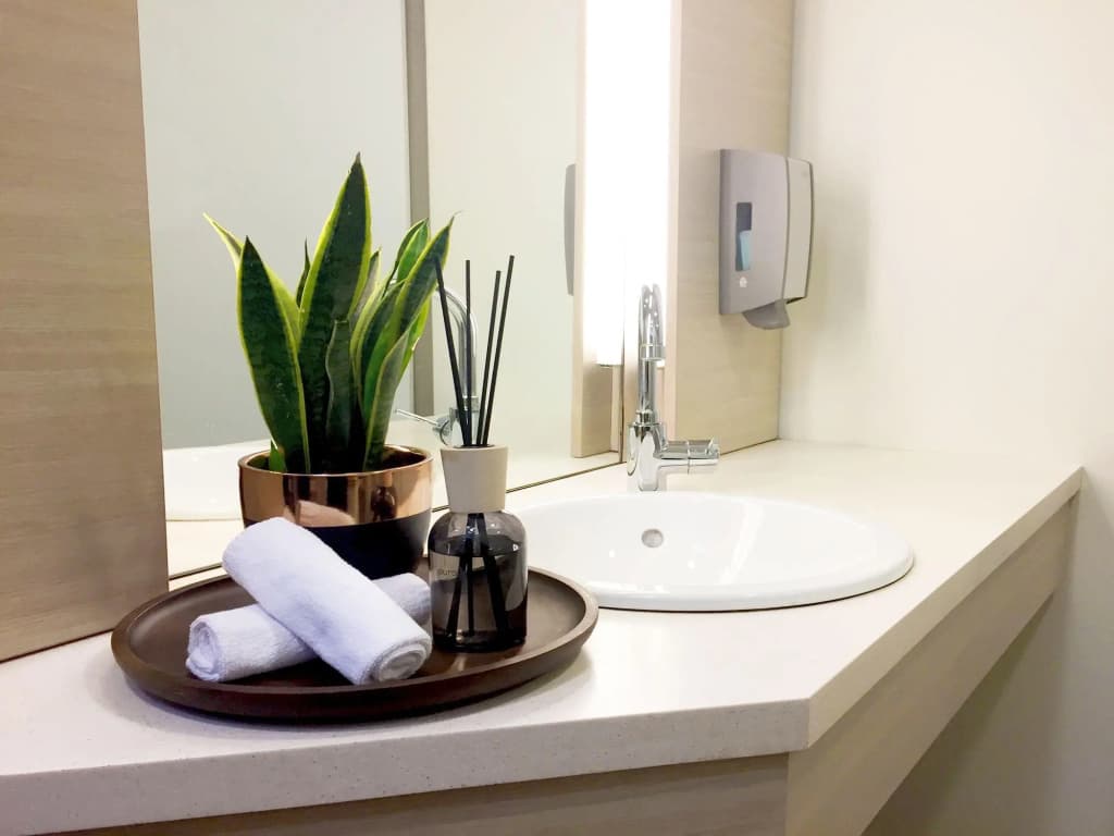 Ramada Hotel and Suites Vienna - photo 9