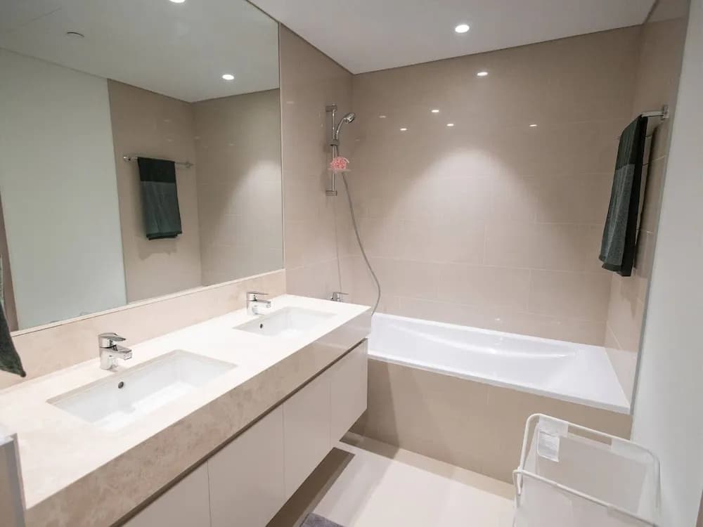 Mh - Act One Act Two - 2bhk - Ref503 - photo 8
