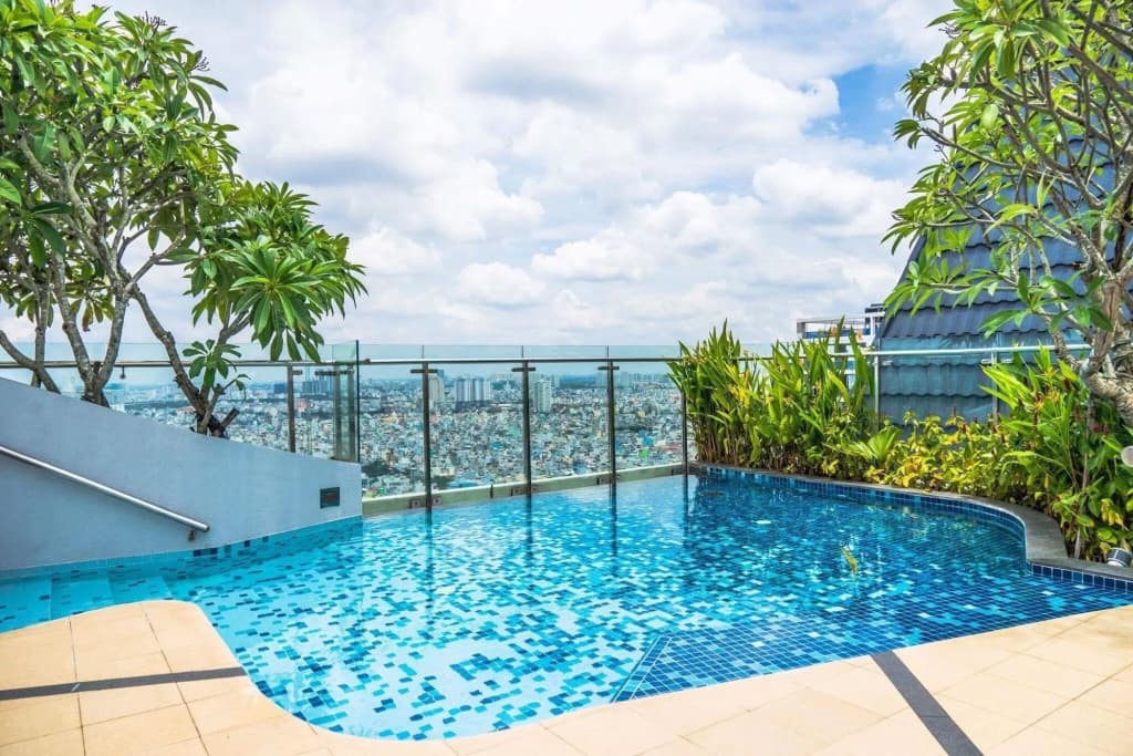 The Manner Icon 56 Rooftop Pool - photo 10