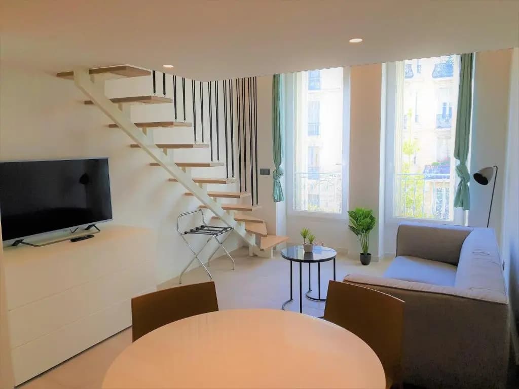 Baie Des Anges Duplex 205 - photo 6