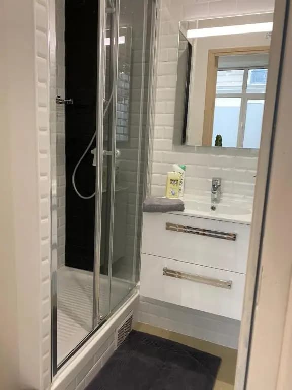 Large And Unique Souplex 60sqm, Well Located - photo 8