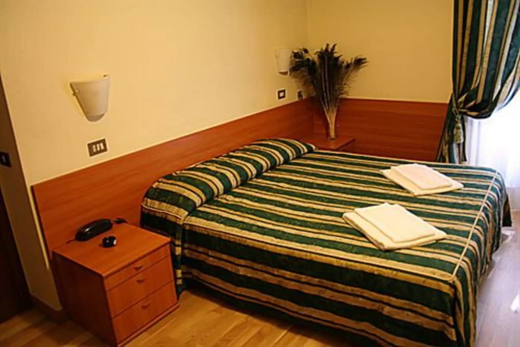 Hotel Bogart - photo 6