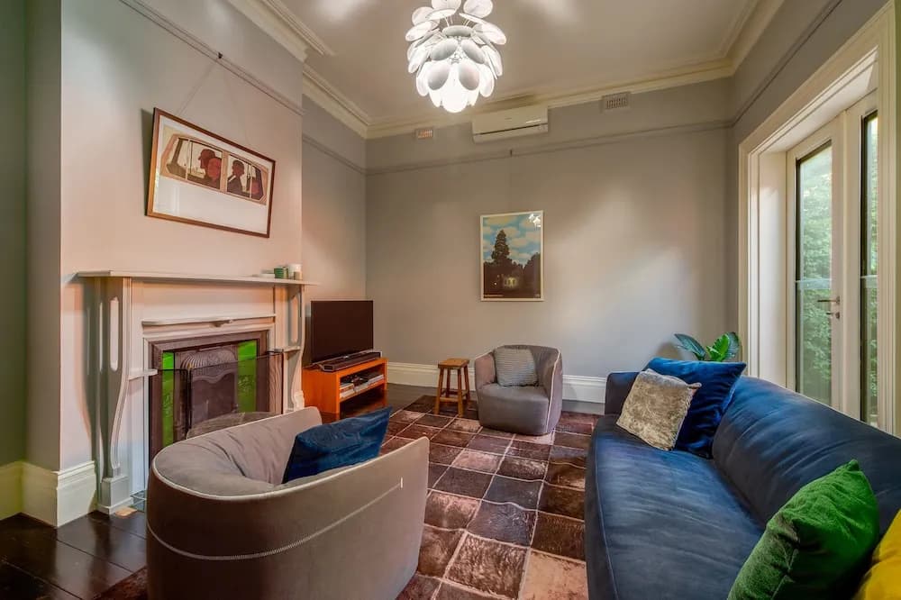 Spacious Cosy 3 bedroom House - photo 11