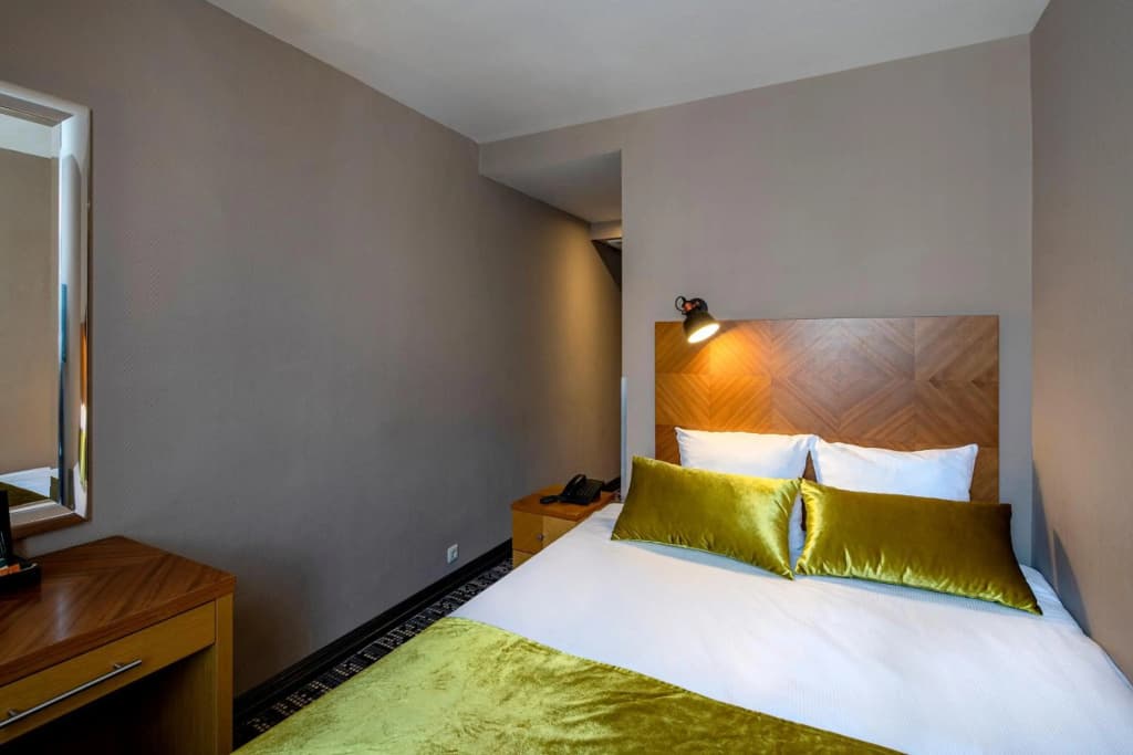 Alfred Hotel - photo 22
