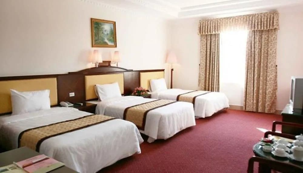 Vietnam Trade Union Hotel in Halong - photo 4
