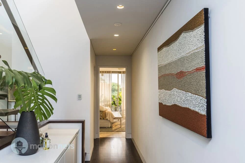 3BR Sydney Harbourside Home/Rooftop Pool & Parking - photo 11