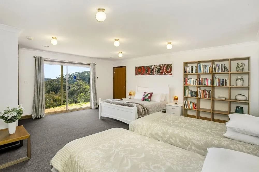 Narrow Neck Lodge - photo 4