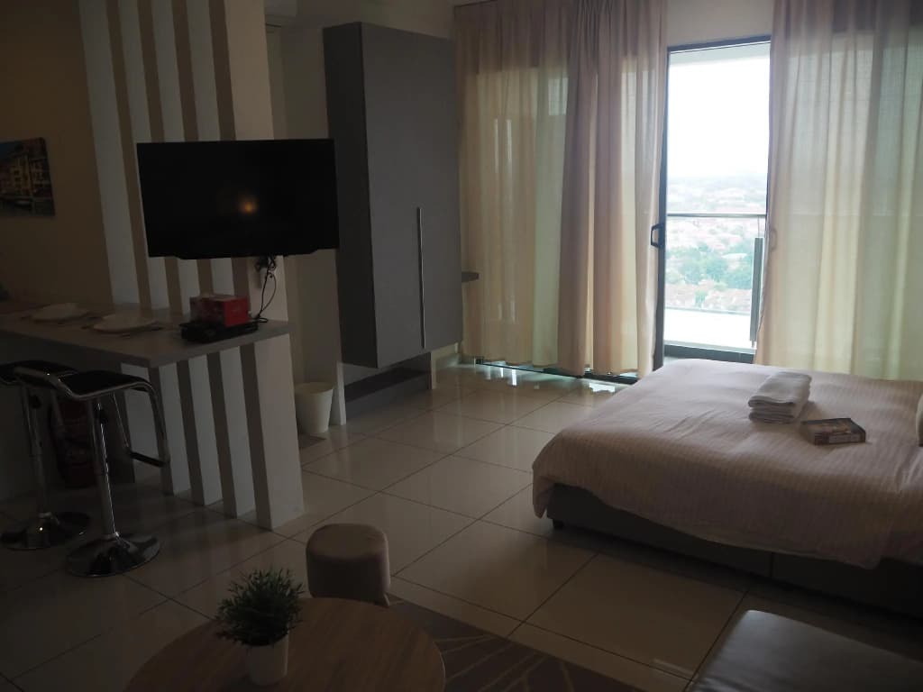 May's Place @ Evo Soho Suites - photo 2
