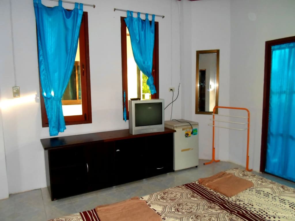 P.K House Bungalow - photo 4