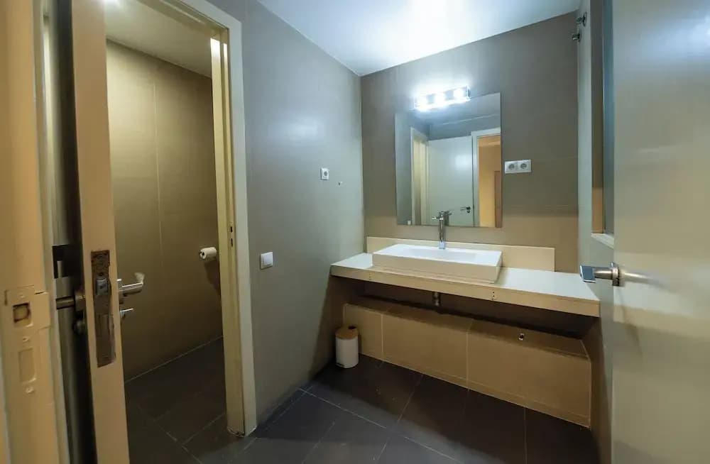 GG Hostel - photo 8