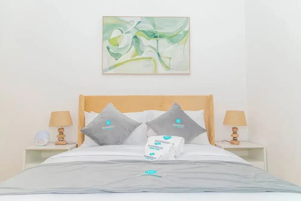 Bloomfields Stylish 1BR in Waters Edge - photo 1