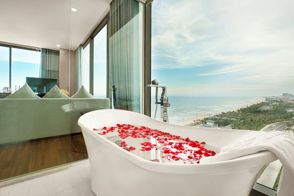 Yarra Ocean Suites Danang - photo 34
