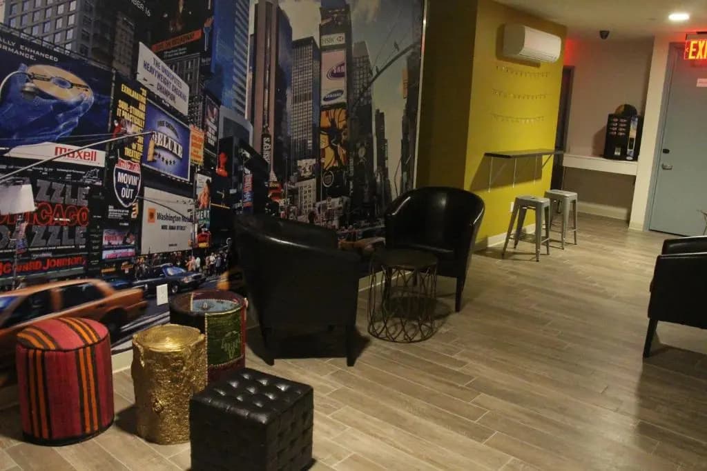 Jazz on Columbus Circle Hostel - main photo