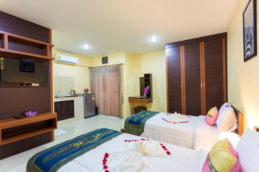 T.Y. Airport Inn - photo 4