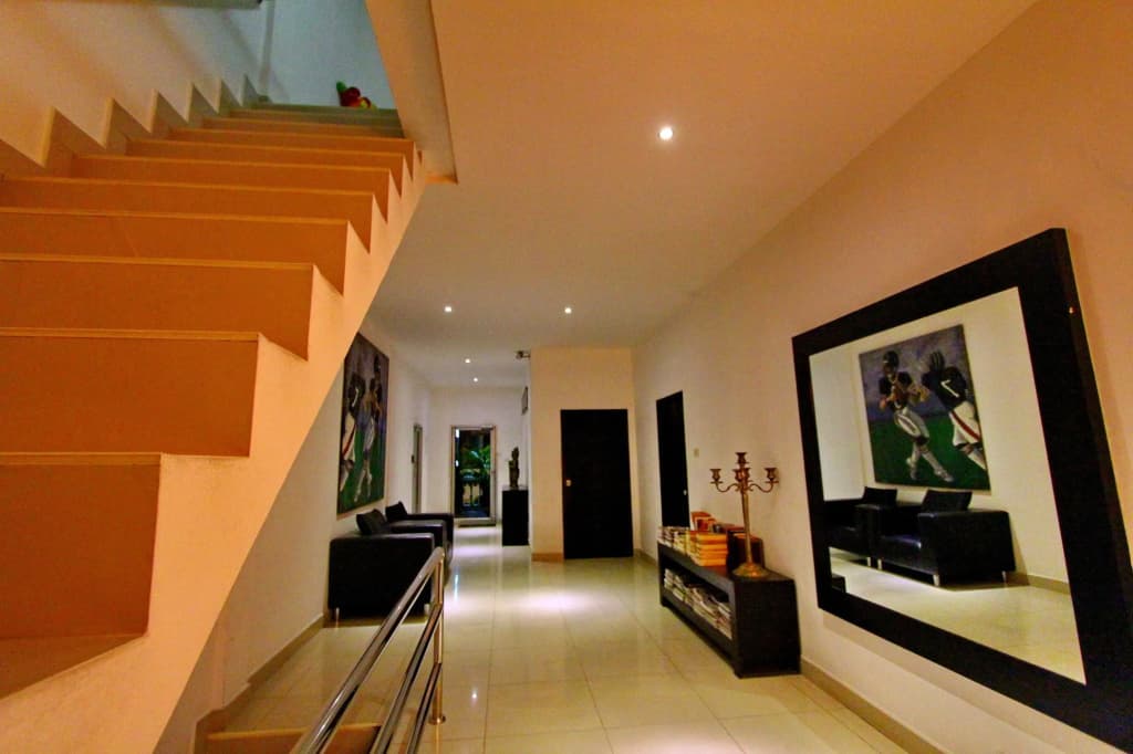 East Suites - photo 14