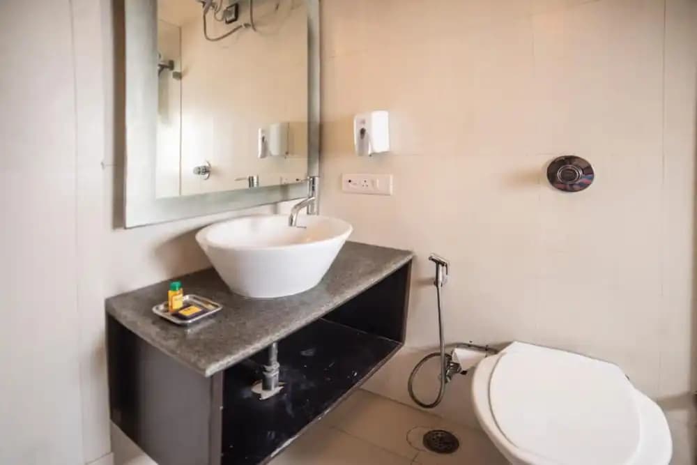 Fabhotel Anutham - photo 9