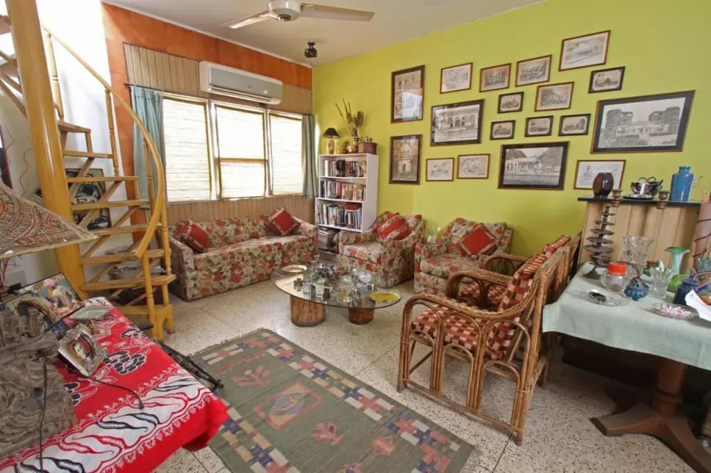Nina Kochhars Homestay - photo 9