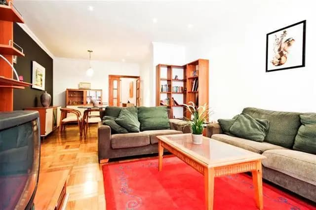 Apartcelona Diagonal - photo 2