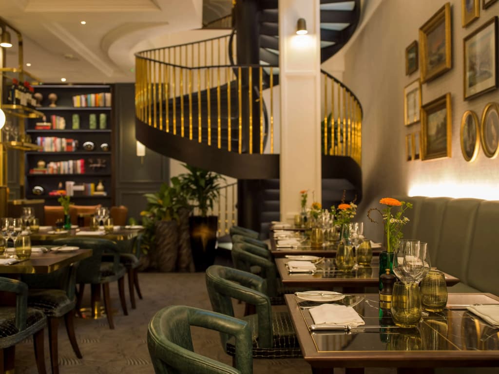 The Guardsman Hotel and Residences - photo 16