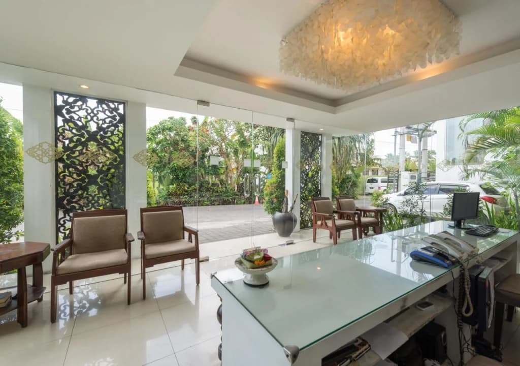 The Kanjeng Suites Villas Seminyak - photo 28