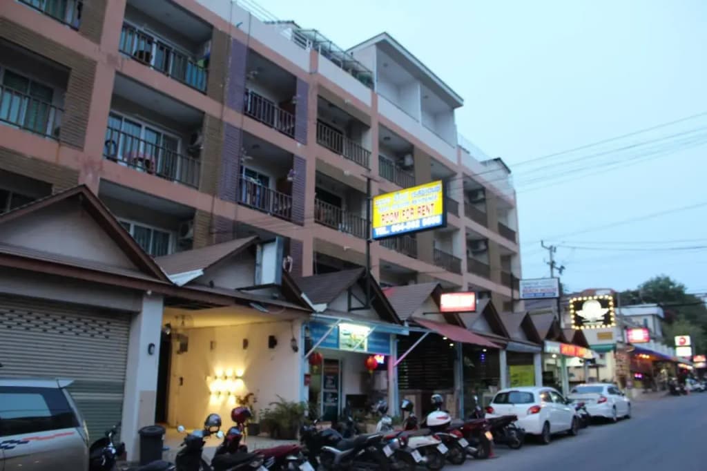 Vp Place 2 - photo 3