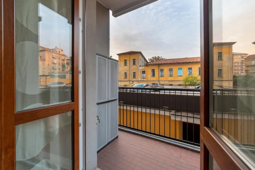 Milano Cosy APT with Balcony! - photo 7