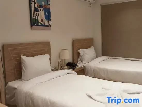 Transit64 Hotel - photo 4