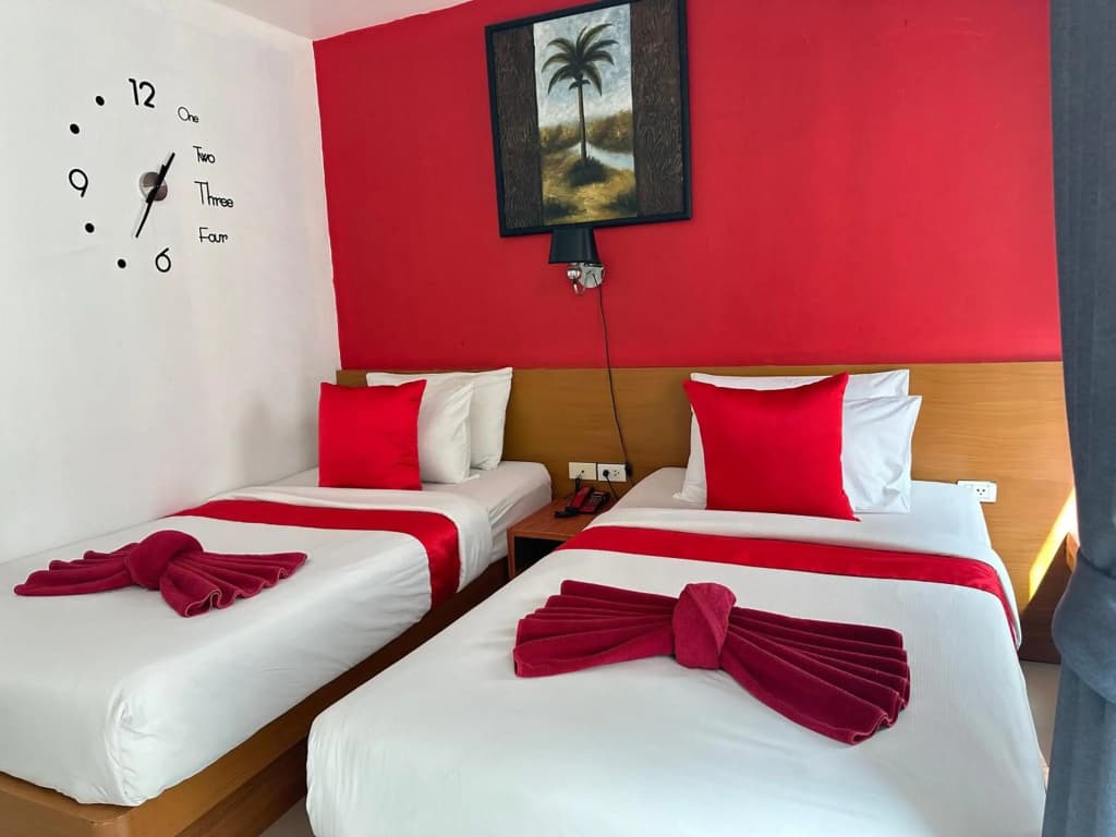 PJ Patong Resortel - photo 3