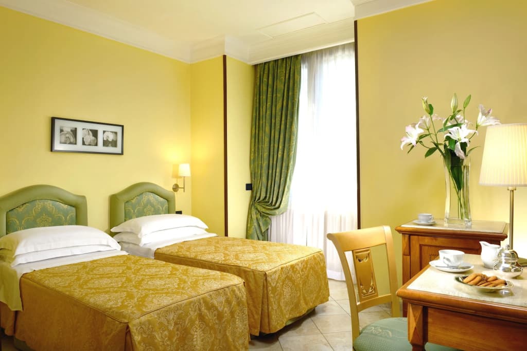 Hotel Tuscolana - photo 4