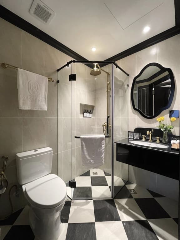 Le Bonheur Hotel - photo 9