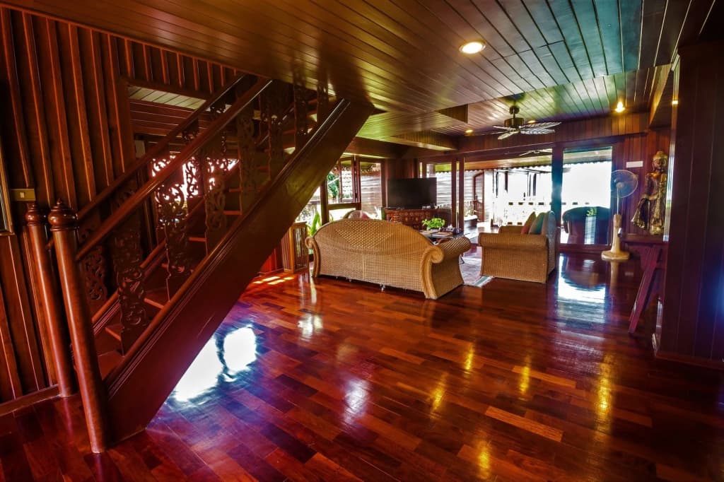 Erawan Villa Hotel - photo 11
