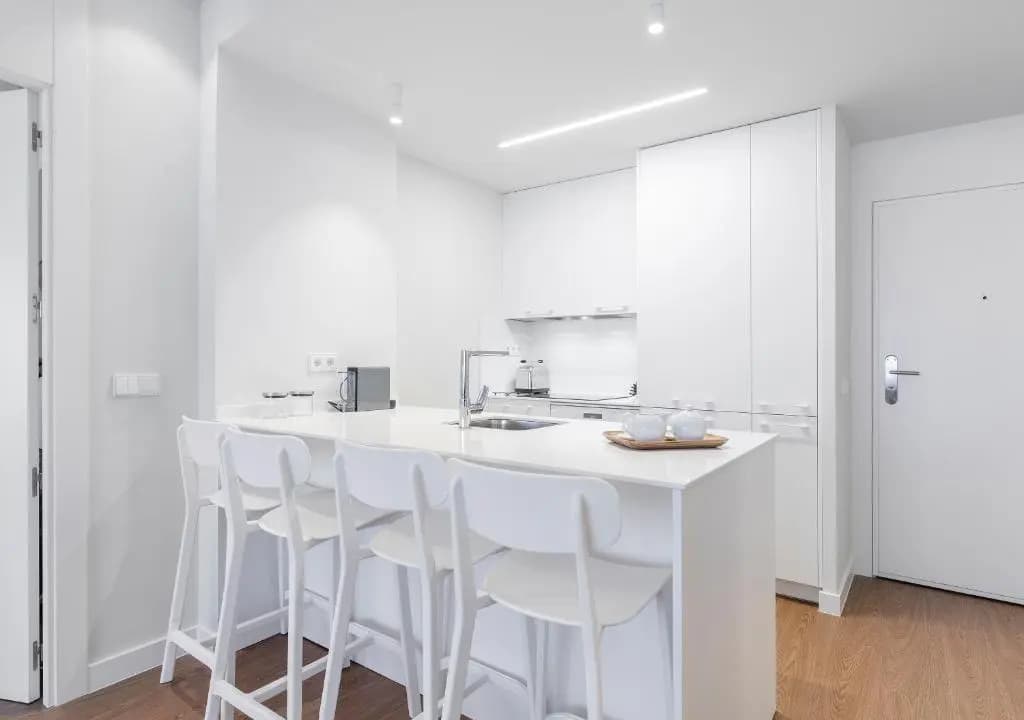 Francisco Silvela Apartment by Flatsweethome - photo 12