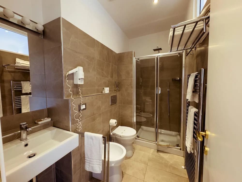 Vaticano Luxury Guest House - photo 9