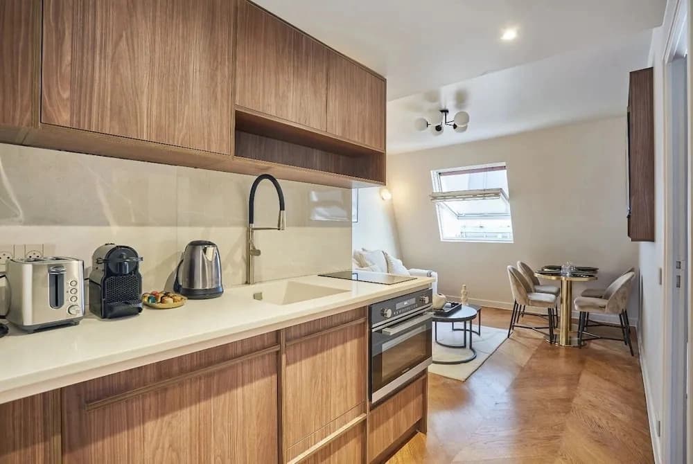Lou Suites - photo 12