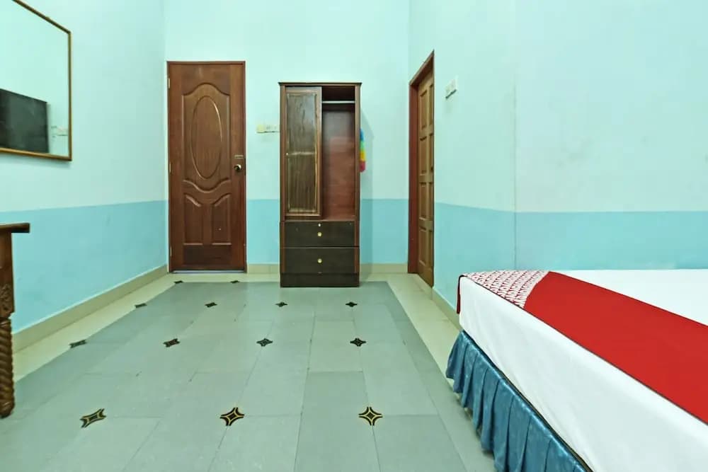 OYO 90441 Cz Traveler's Hotel - photo 3