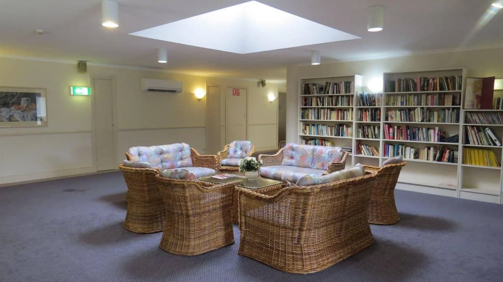 Wahroonga Waldorf Apartments Sydney - photo 17