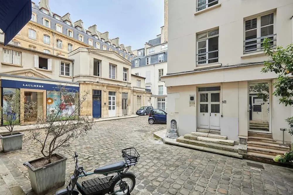 Modern Studio-faubourg Saint-honore - photo 1