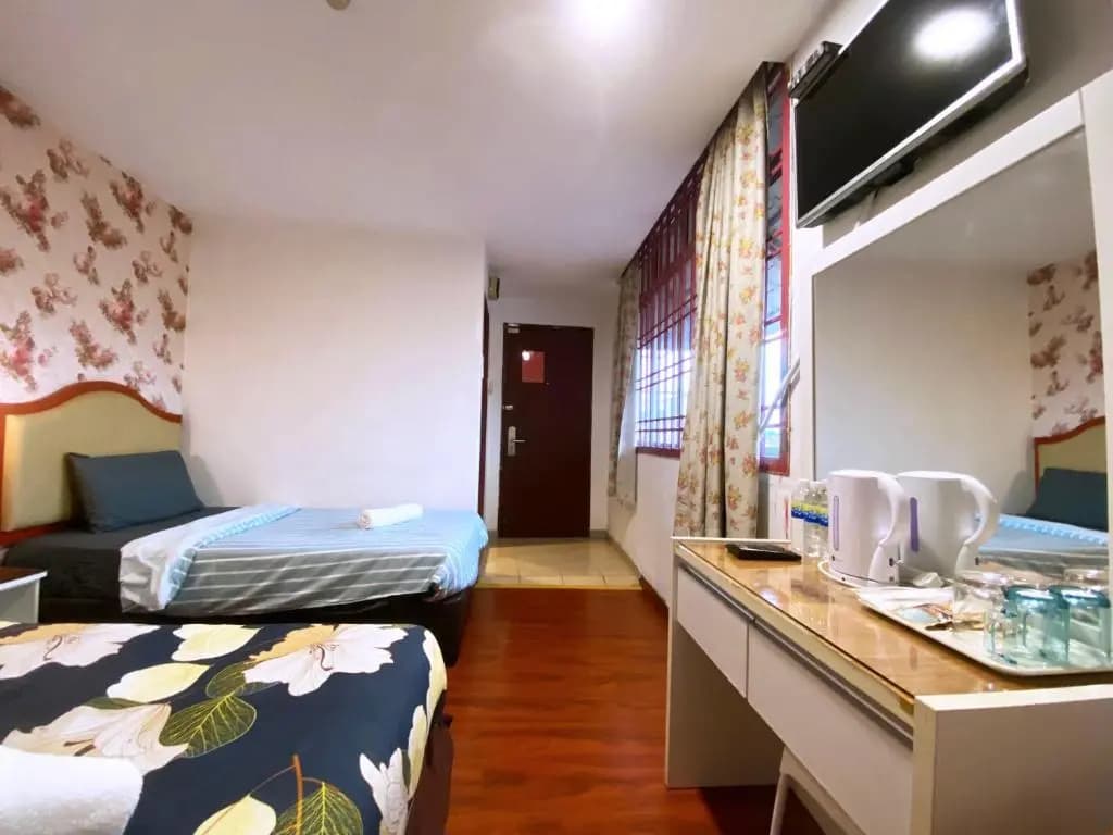 Mr Hotel Nusa Bestari - photo 12
