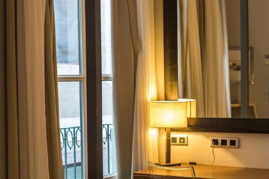 Chic&basic Habana Hoose Hotel - photo 5