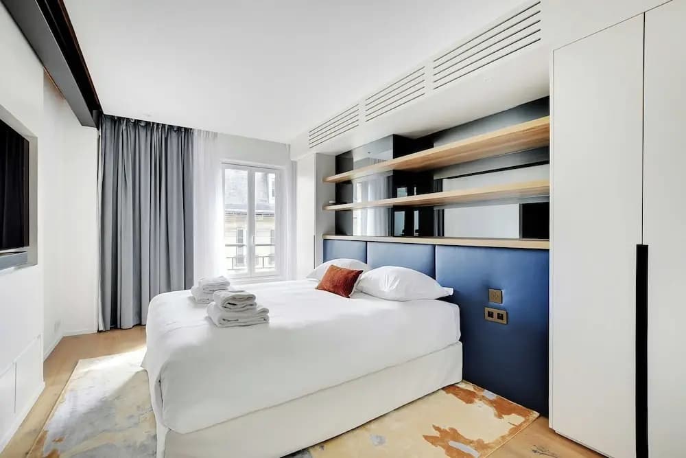 Exceptional apt With A/C - 2bd/4p - Parc Monceau - photo 5