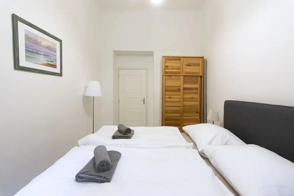 Central 3 Bedroom Home near National Museum - photo 4