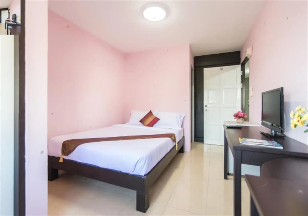 Full stop. Hostel - photo 3