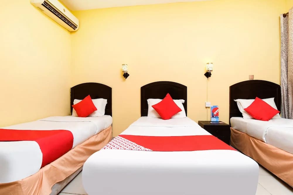 Seattle Hotel by OYO Rooms - photo 26